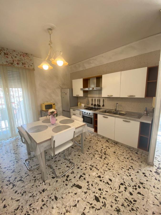 Solarium House Apartment เนเปิลส์ ภายนอก รูปภาพ