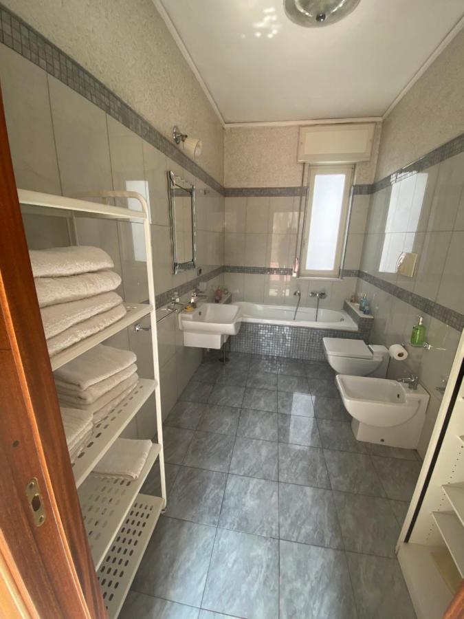 Solarium House Apartment เนเปิลส์ ภายนอก รูปภาพ
