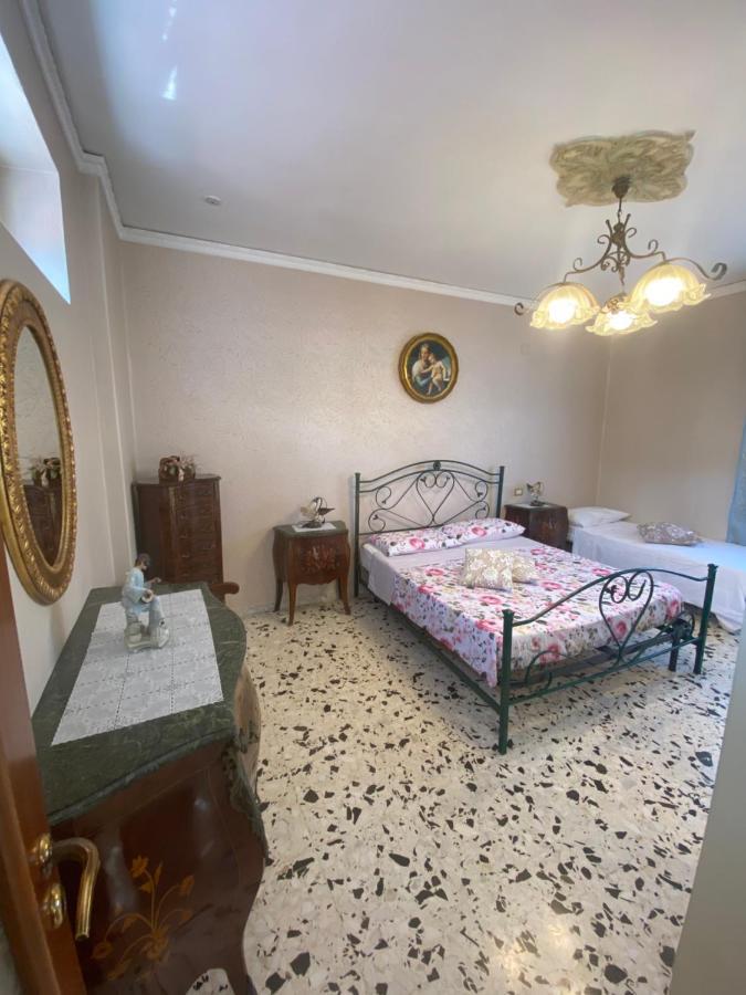 Solarium House Apartment เนเปิลส์ ภายนอก รูปภาพ